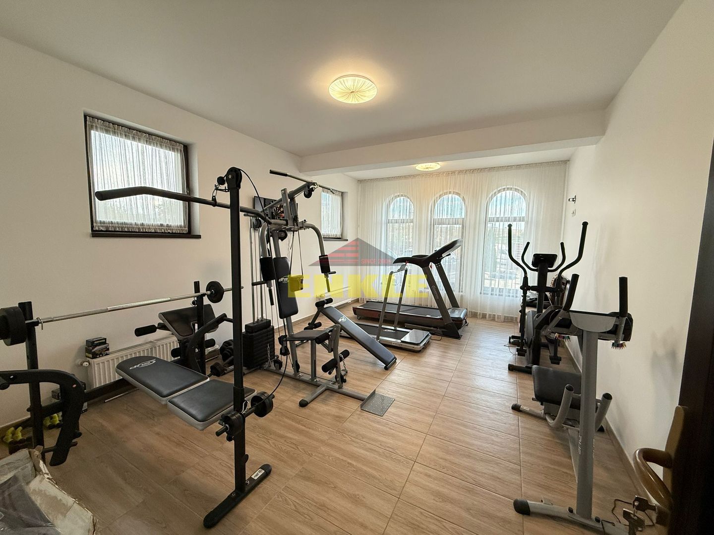 Casă modernă– ideală pentru locuință sau investitie - Poză 2