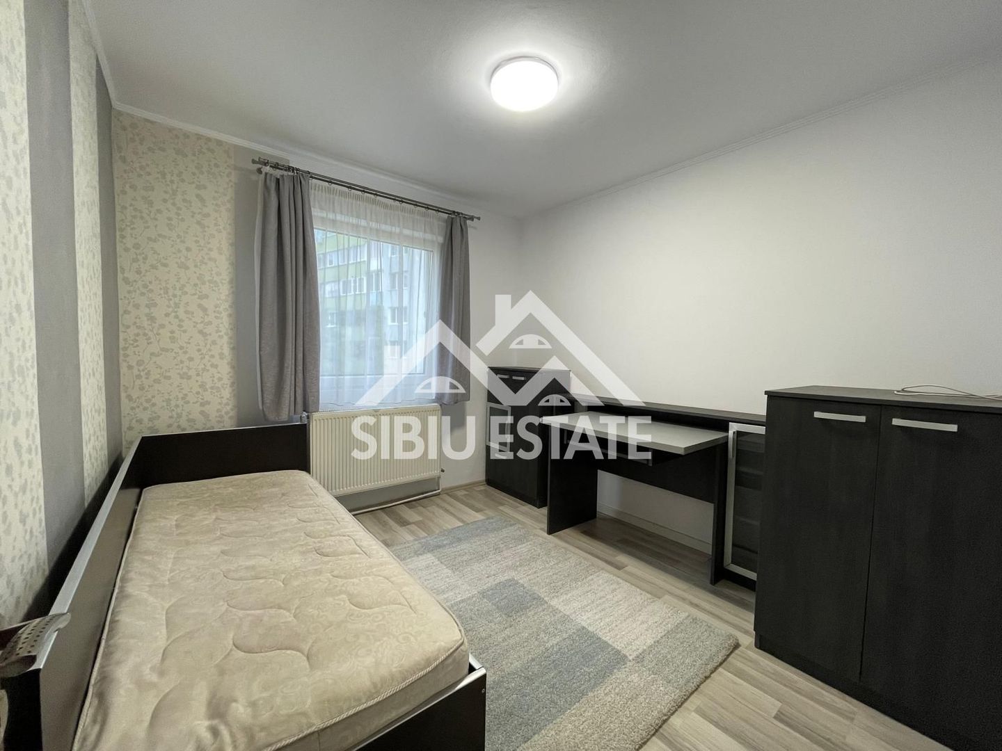 Apartament cochet cu 3 camere + pivniță, etaj 1, zona Mihai Viteazul - Poză 3