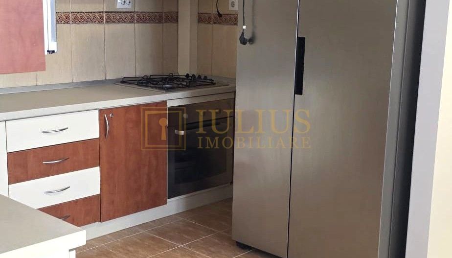 Apartament pe Torontalului, loc de parcare - Poză 3