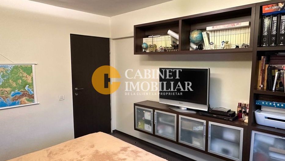 Vânzare apartament 2 camere – ultracentral, Piața Unirii, Iași - Poză 2