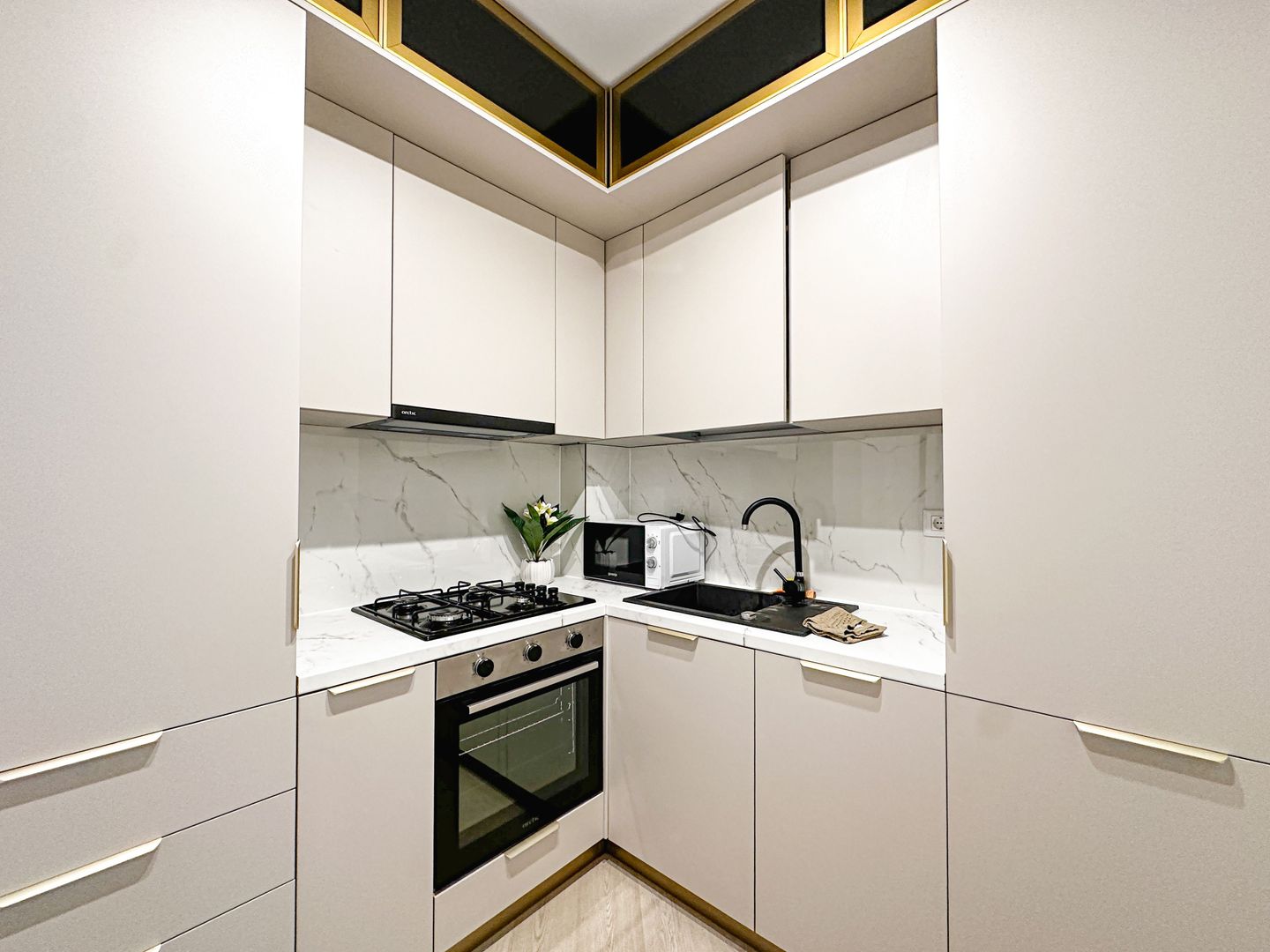 Chirie I Studio Luxury I Cortina North - Poză 14