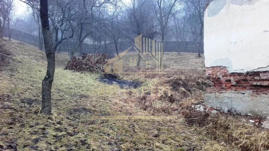 TEREN INTRAVILAN 3270 MP, CAMPULUNG - Poză 5