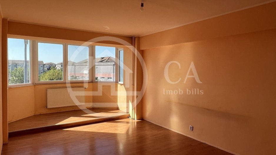 Apartament cu 4 camere de vanzare in Velenta Oradea - Poză 1