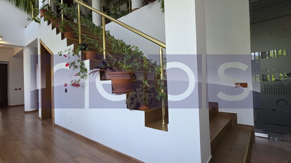 VANZARE CASA 7 CAMERE | PISCINA ACOPERITA | ZONA VATRA LUMINOASA - Poză 18
