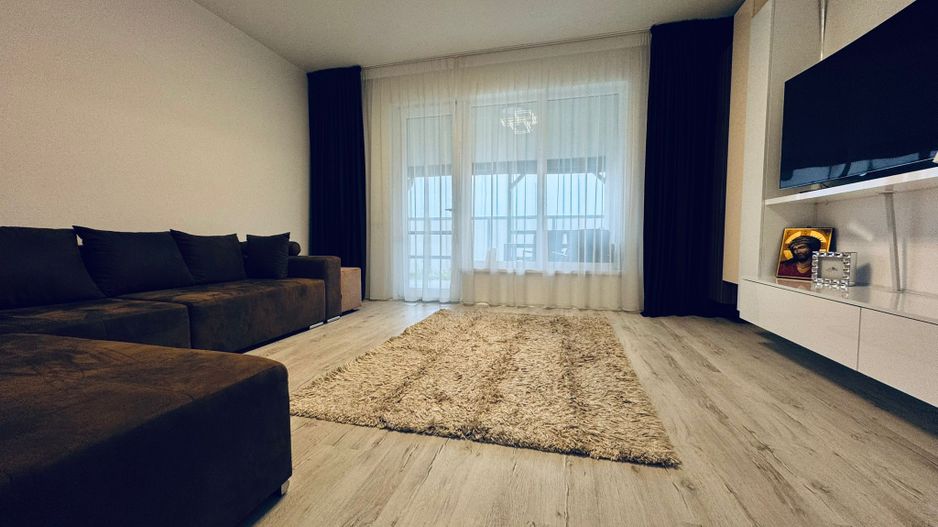 Vilă 3 camere mobilata 3 locuri parcare  Safirului Bragadiru - Poză 1