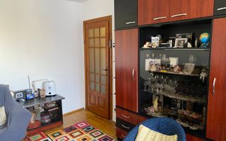 Apartamnt 3 camere Sagului cu centrala - Poză 20