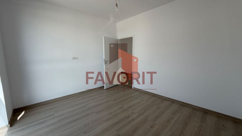 Etaj intermediar. Bloc nou cu lift.Disponibil imediat - Poză 6
