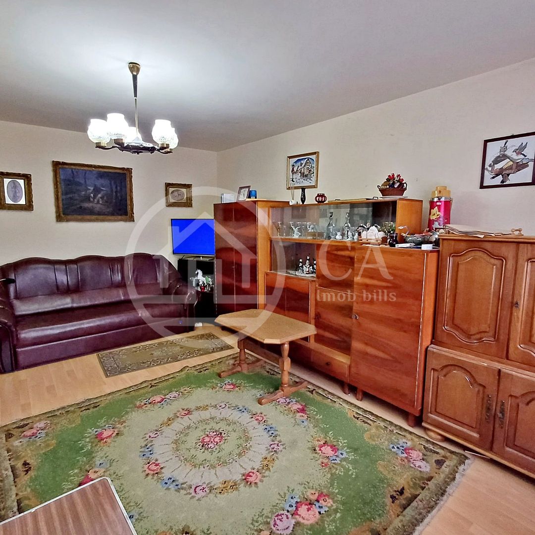 Apartament de vanzare cu 2 camere zona Iosia, Oradea - Poză 1