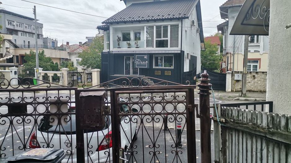 Vanzare casa veche, strada Trivale - Poză 6