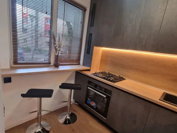 APARTAMENT 2 CAMERE 1 MAI | METROU - Poză 2