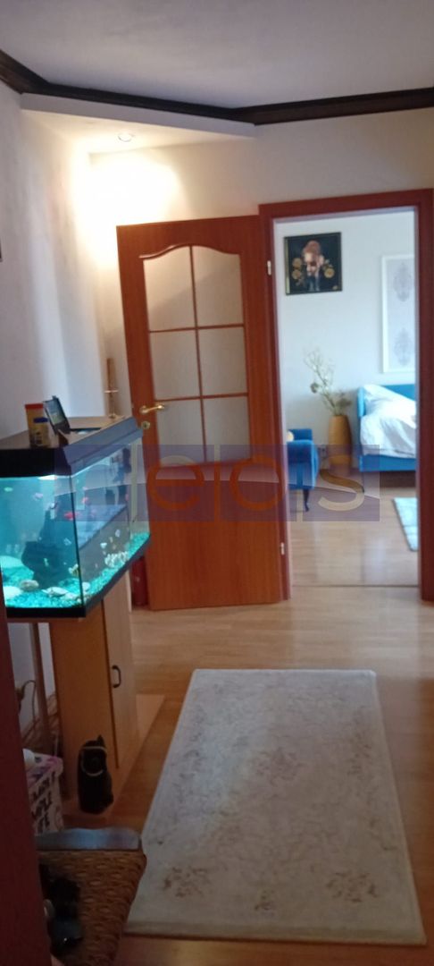 DE VÂNZARE APARTAMENT CU 3 CAMERE | ZONA DOMENII + BOXA - Poză 3