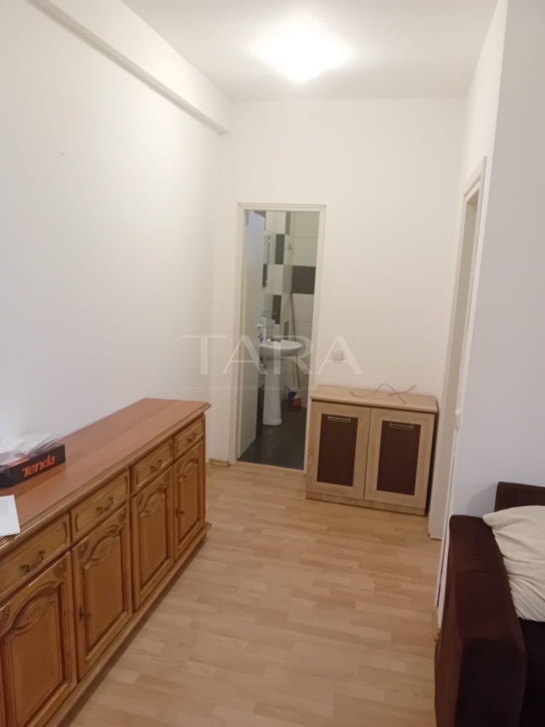 Apartament cu 1 cameră, 41 mp, parcare și centrală proprie. - Poză 6