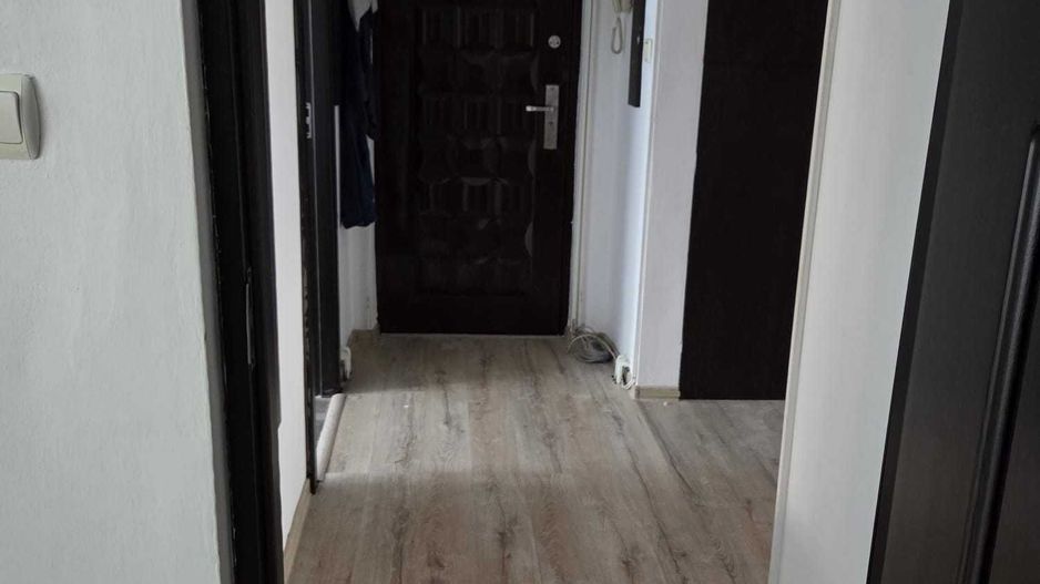 Spitalul Județean | 3 Camere Decomandate | Etaj 1 | Centrală Proprie | Renovat - Poză 8