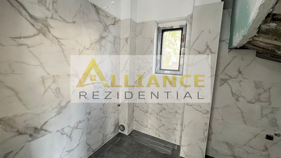 Vila Individuala - 5 camere-3 bai-Strada Miorita-500 M  de STV - Poză 10