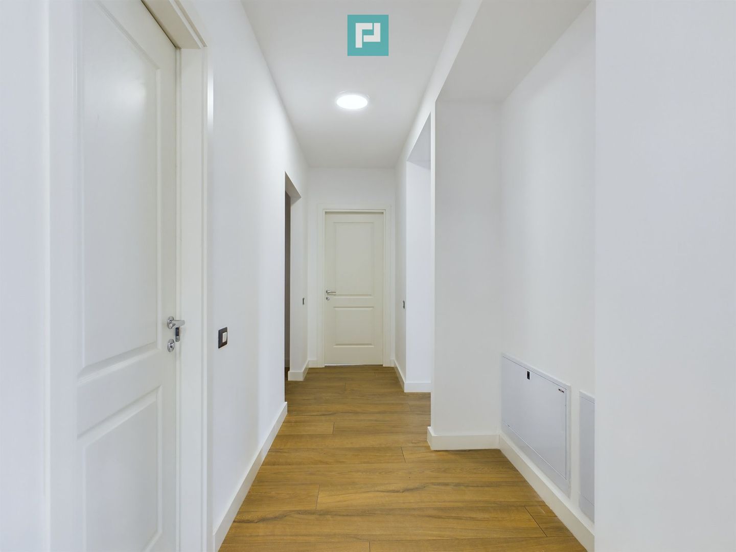 Penthouse Elegant de 4 Camere cu Terasă Panoramică, Bulevardul Pipera - Poză 15