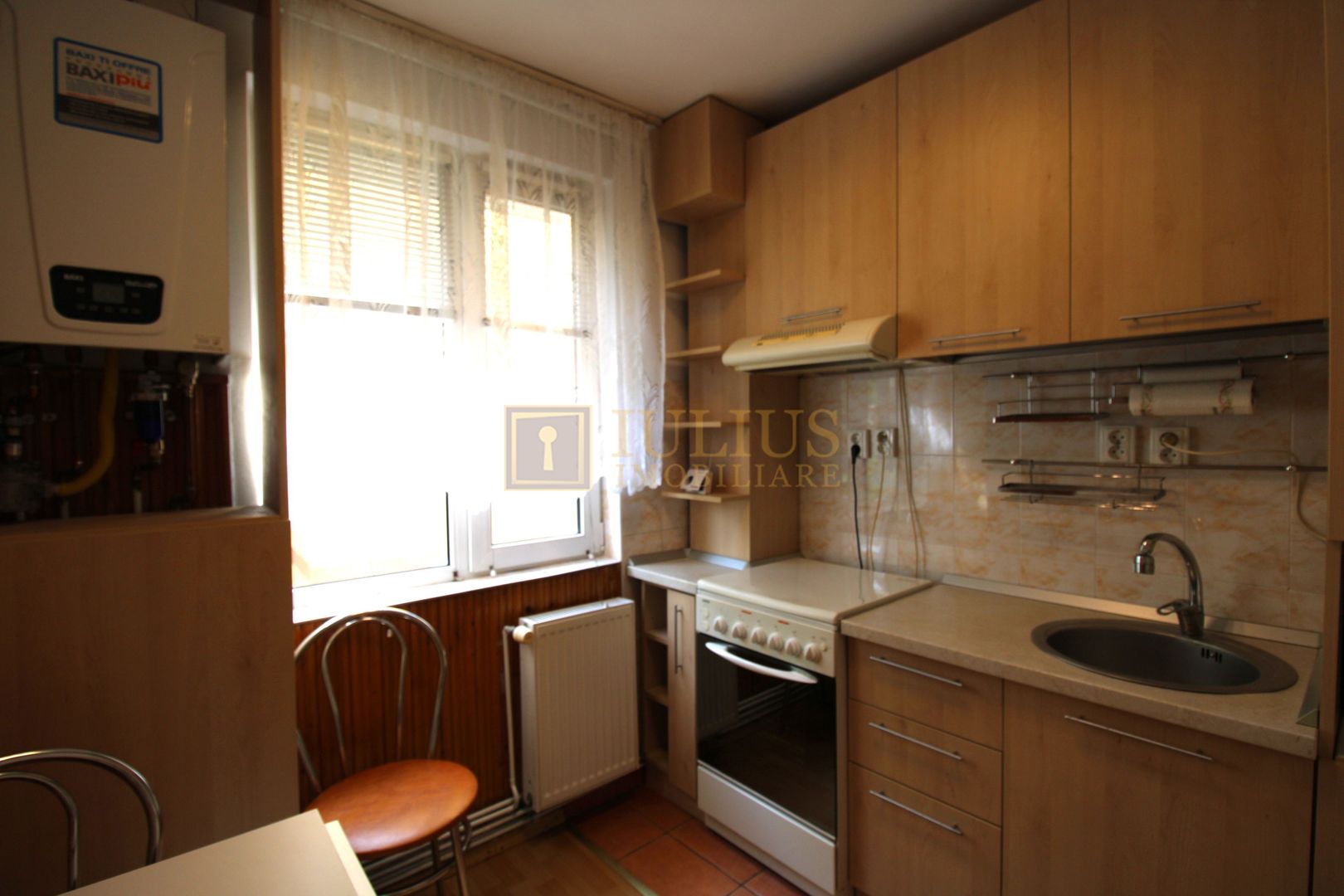 Zona Dacia, decomandat, centrala proprie, clima - Poză 13