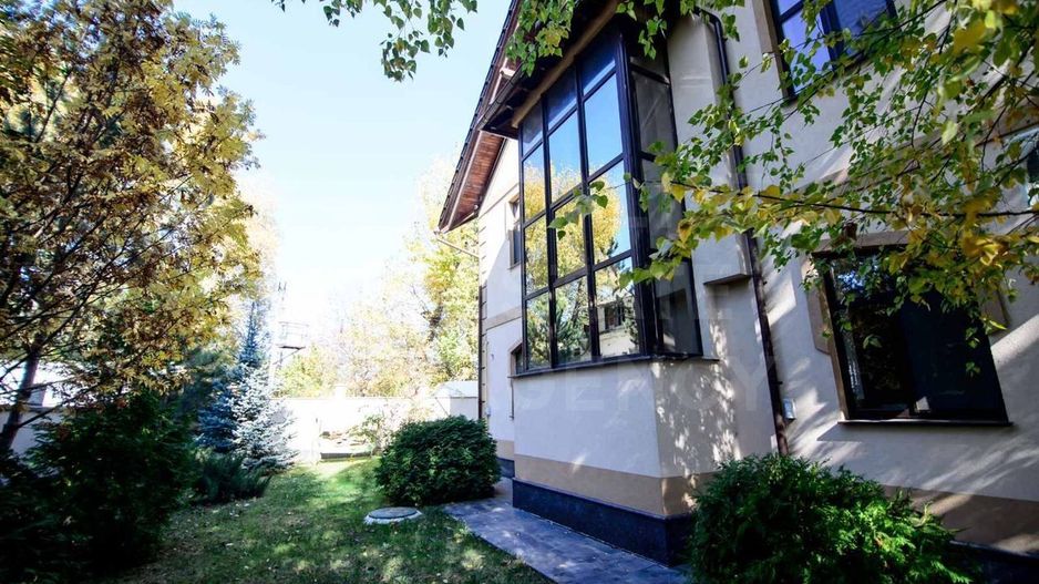 Vânzare, casă 370 mp, + 6 ari, 3 nivele, str. Ghidighici, Buiucani - Poză 5