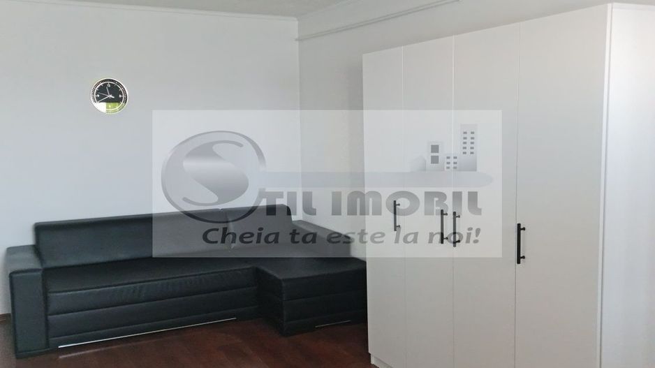 Ap 2 camere decomandat– 57 mp, Etaj 10, Renovat - 370 Euro - Poză 2