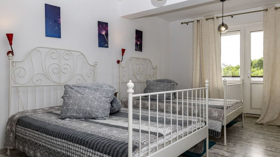 Afacere functionala - MOTEL si CAMPING cu terasa, piscina si lacuri pescuit - Poză 8