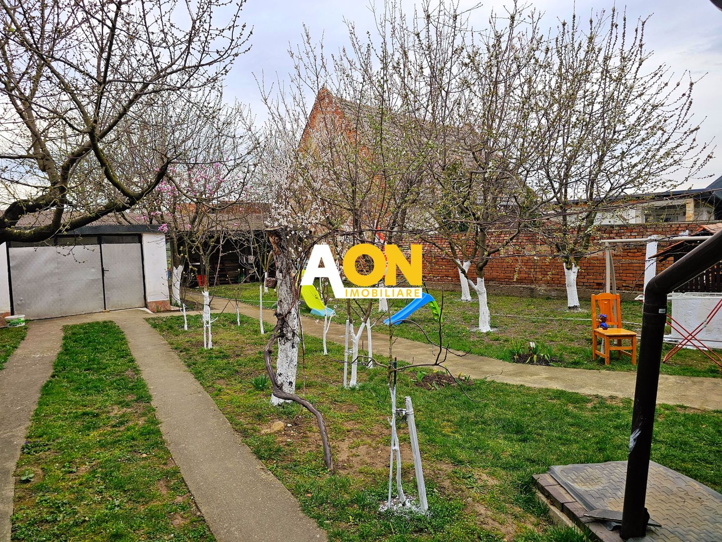 Casa 4 camere, toate utilitatile, 1650 mp teren, Lancram - Poză 3