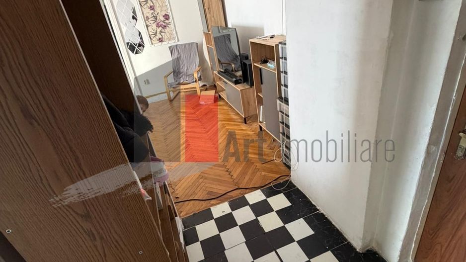 Apartament 3 camere zona Giulesti - Poză 3