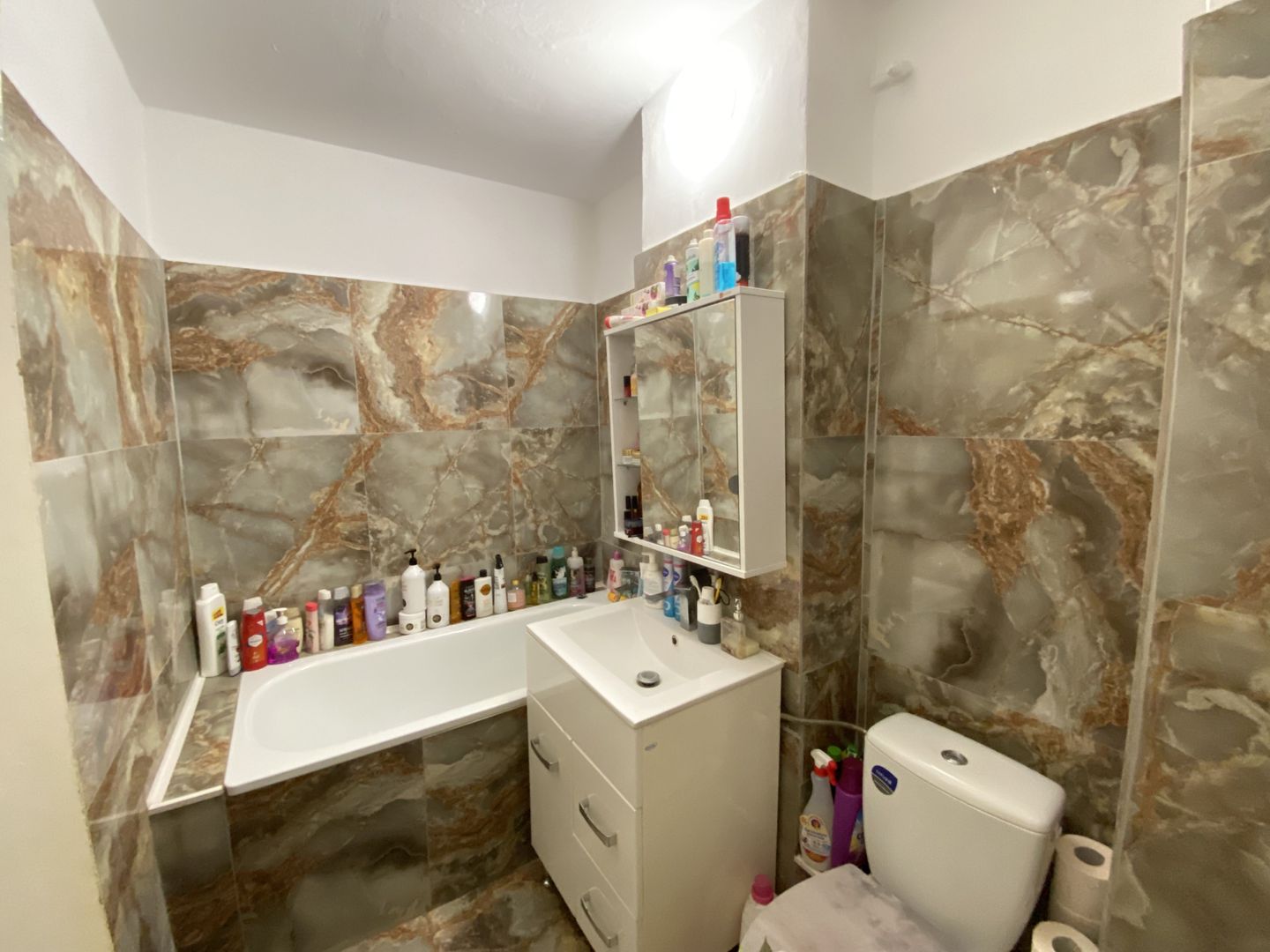 Apartament 3 Camere, Decomandat, 90mp, Etaj 2, Dambovita, COMISION 0% - Poză 5