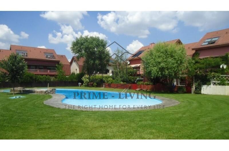 VILA CU 7 CAMERE IN COMPLEX REZIDENTIAL IN IANCU NICOLAE - Poză 18