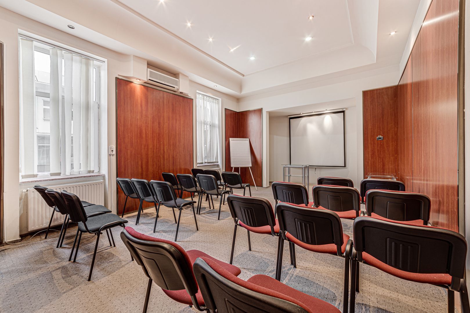 Birou ultracentral de închiriat - Poză 5