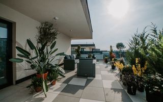 Penthouse 2 camere mobilat utilat panouri solare pompa caldura - Poză 13