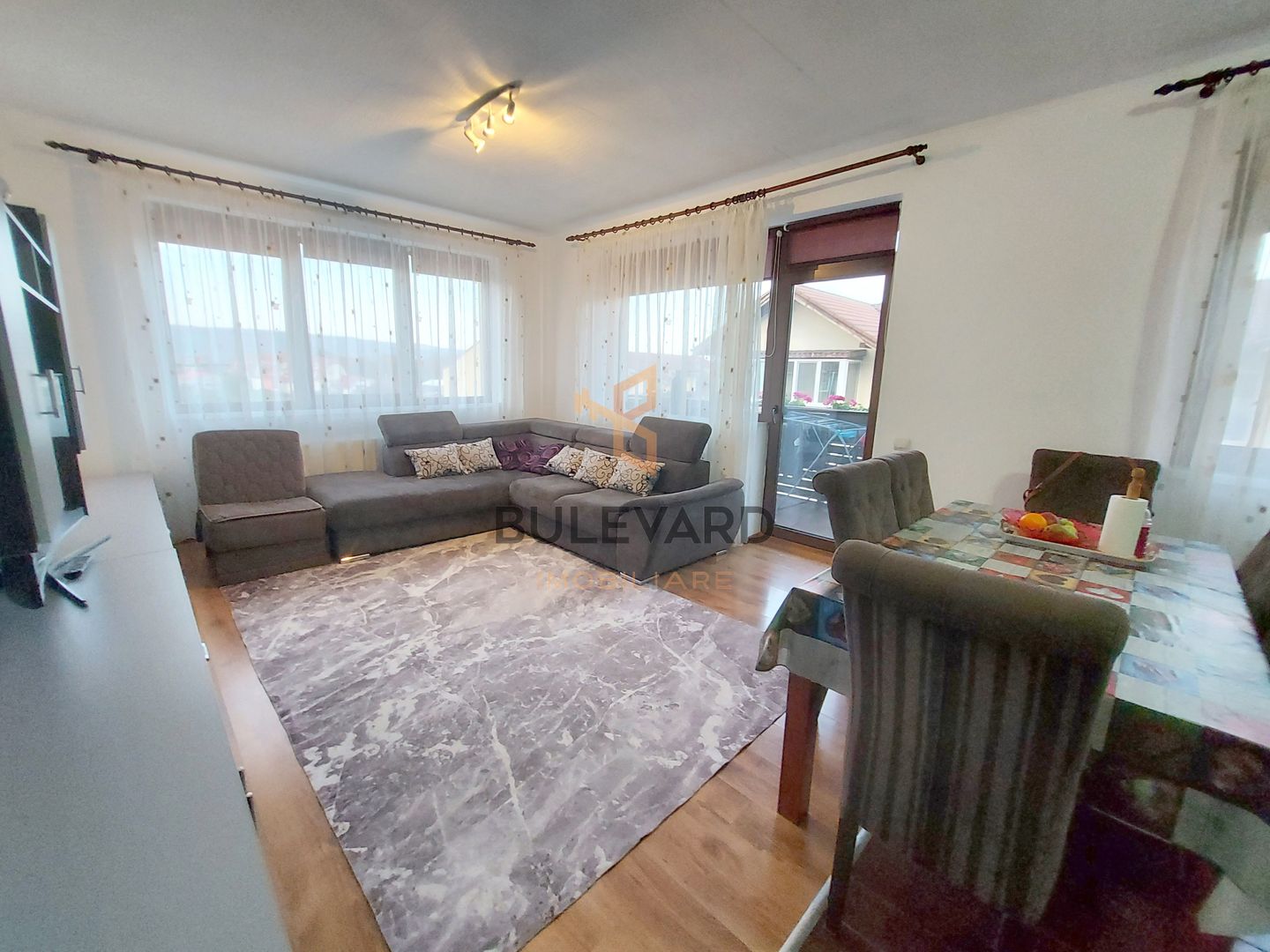 Apartament cu 3 camere, zona Parcul Poligon! - Poză 1