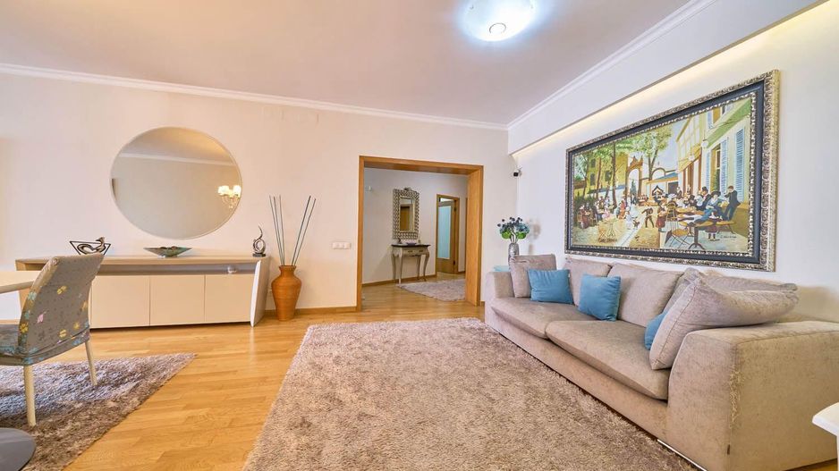 Apartament cu 3 camere decomandat în Herăstrău - Poză 25