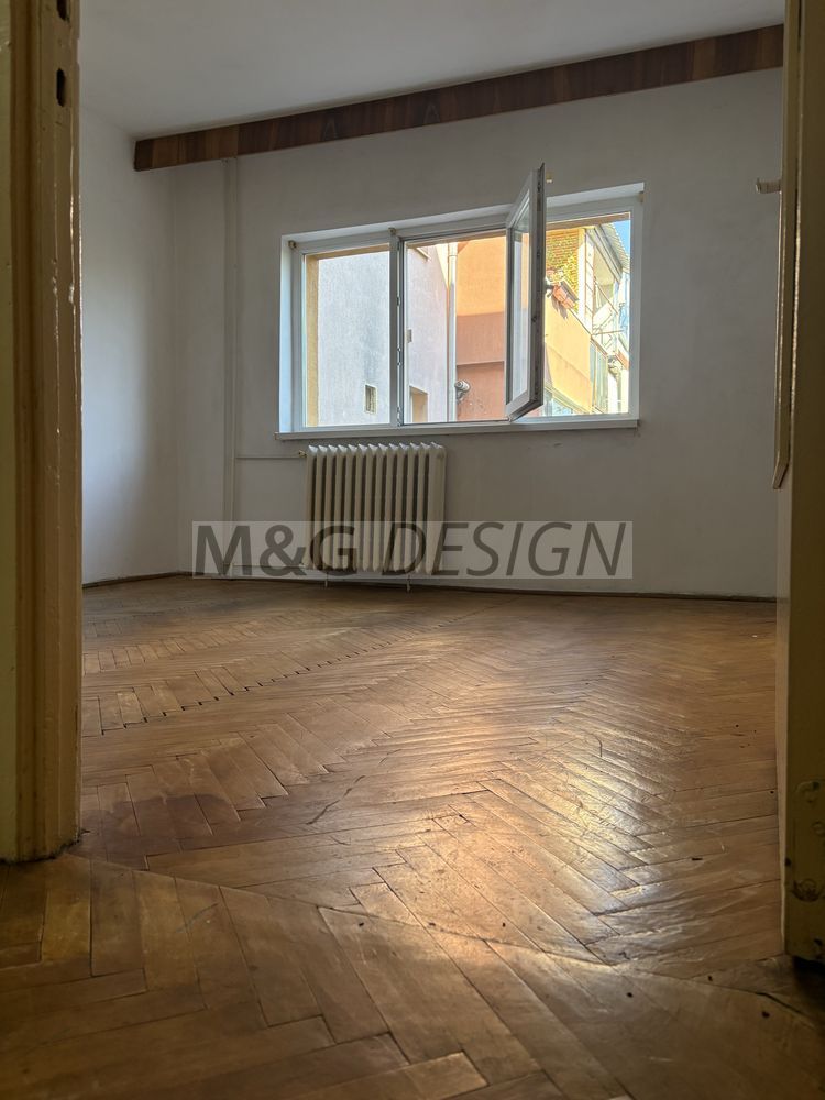 Apartament  2 camere  Soarelui etaj intermediar - Poză 1