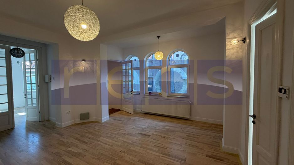 INCHIRIERE VILA INTERBELICA | CAPITALE | 360 MP | NOU RENOVATA | LUX - Poză 1