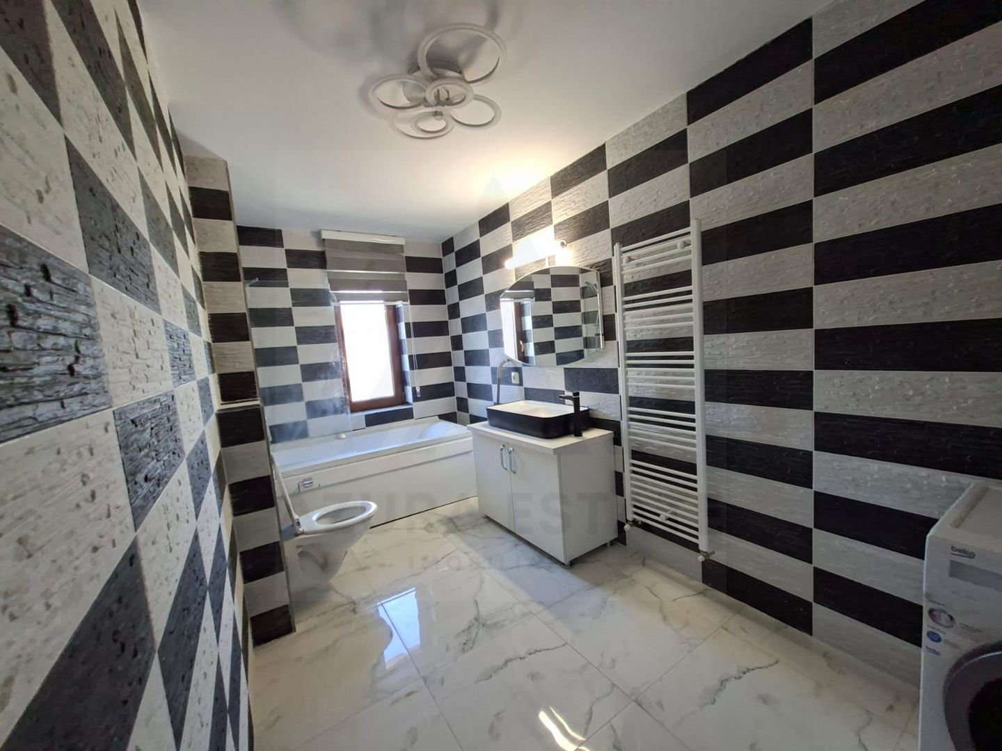 Penthouse modern 101 mp 2 bai terase 40 mp si 2 parcari pe Dna Stanca - Poză 12