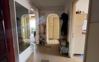 Apartament cu 3 camere - Pajura - Poză 2