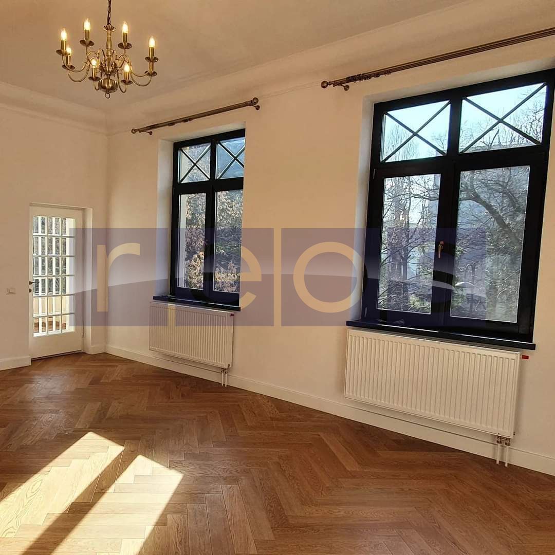 Vila Exclusivista zona Capitale - Poză 5