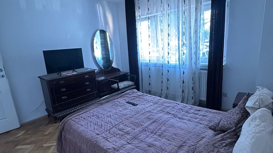 Apartament 2 camere- 1 Mai, Pelendava - Poză 1