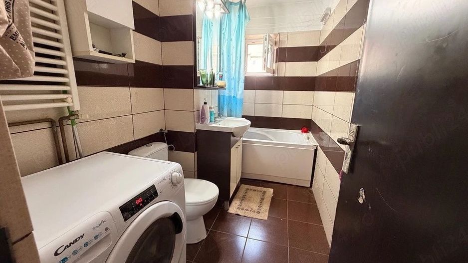 Apartament 2 camere  -Zona Soarelui-Etaj 3 - Poză 4
