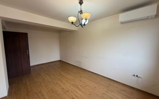Apartament 3 Camere Decomandat Central et 1/4 - Poză 2
