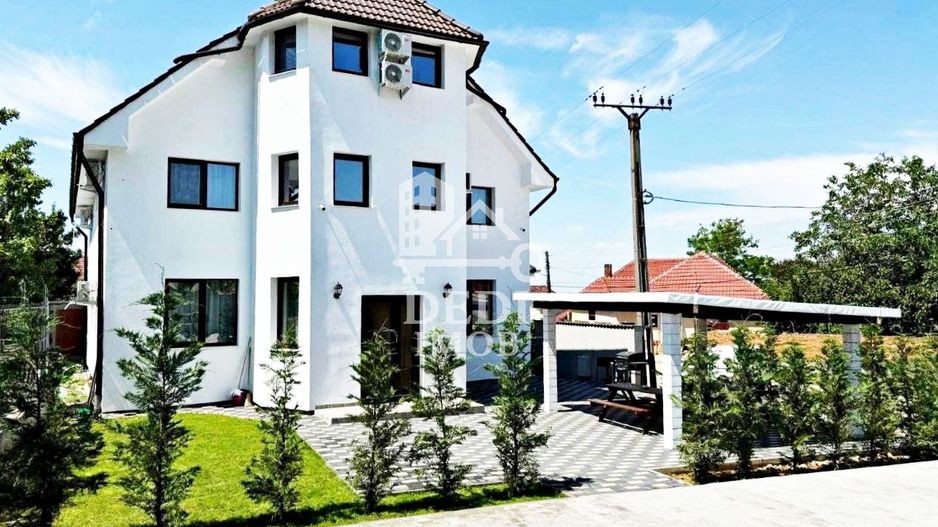 Pensiune de vânzare în Baile 1 Mai, Bihor - Poză 1