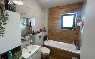 Apartament la Casă | 3 Camere | 64MPU | 83MP Curte I Șelimbăr - Poză 7