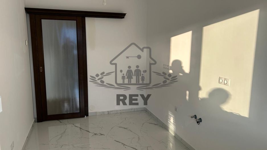 Apartament 3 camere de vânzare/balcon/parcare/ cartier Kogalniceanu - Poză 11