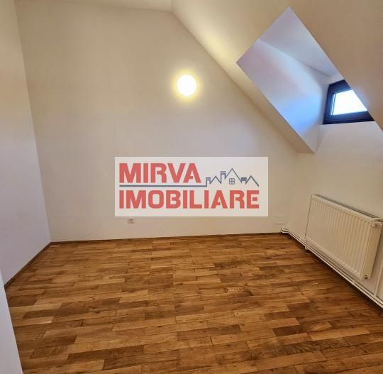 🏢 Spațiu de birouri – 5 camere, 3 băi – Mansardă vilă, Central - Poză 38