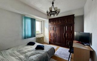 Apartament 3 camere Titulescu-Banu Manta | Imobil 1978 | Vedere spate - Poză 8