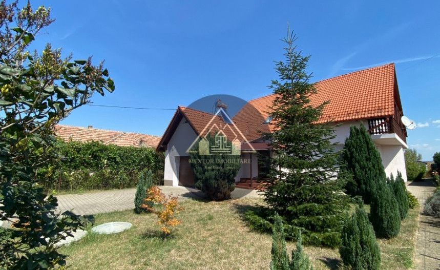 Casă mare și modernă - Poză 5