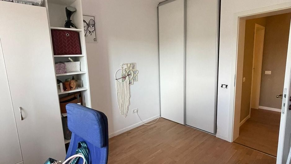 Casă modernă mobilată | 3 dormitoare |  Ansamblu privat | Strada asfaltata - Poză 13