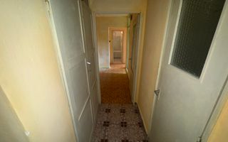 APARTAMENT 3 CAMERE ETAJ 2 GRUI  CAMPULUNG - Poză 9