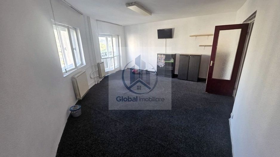 Inchiriere 3 camere Piata Unirii decomandat 80 mp | 2 bai 2 balcoane - Poză 6