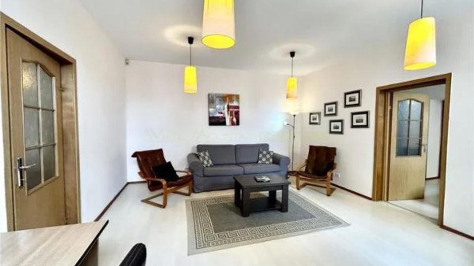 Ultracentral  - Republicii - Apartament 3 camere 2 bai - 80mp - Poză 2