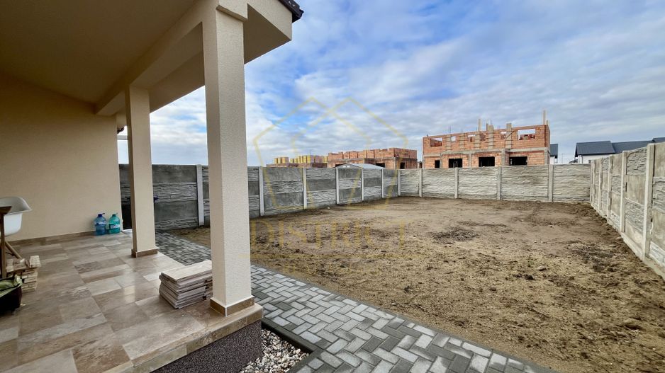 Duplex cu 3 camere | Mosnita Veche - Poză 8